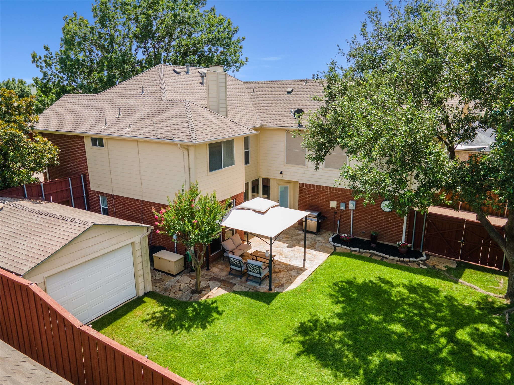 2713 Scarborough Lane