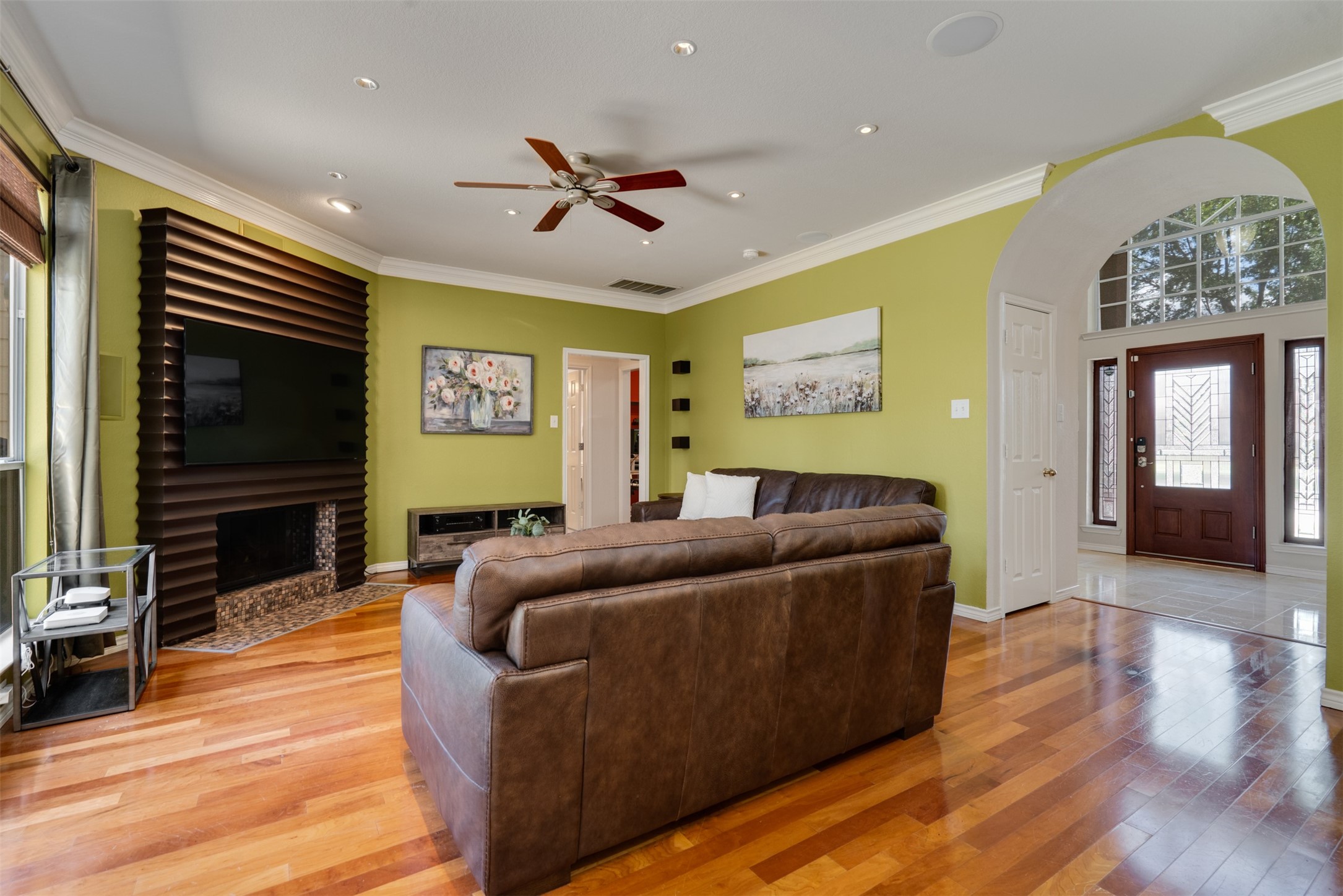 2713 Scarborough Lane