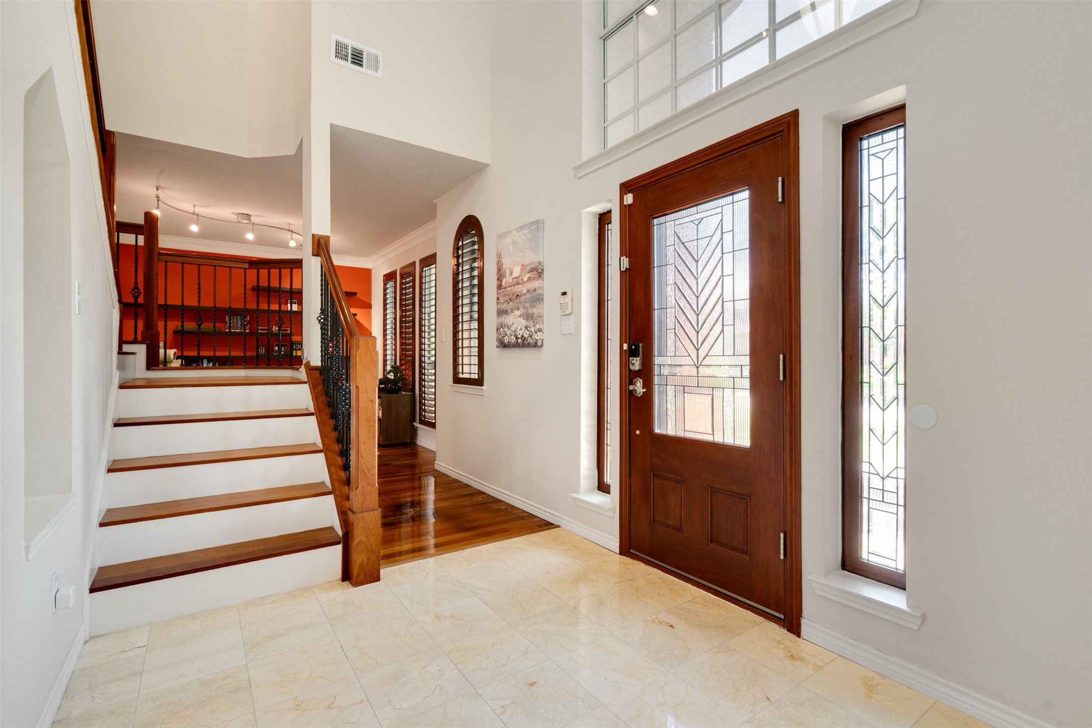 2713 Scarborough Lane