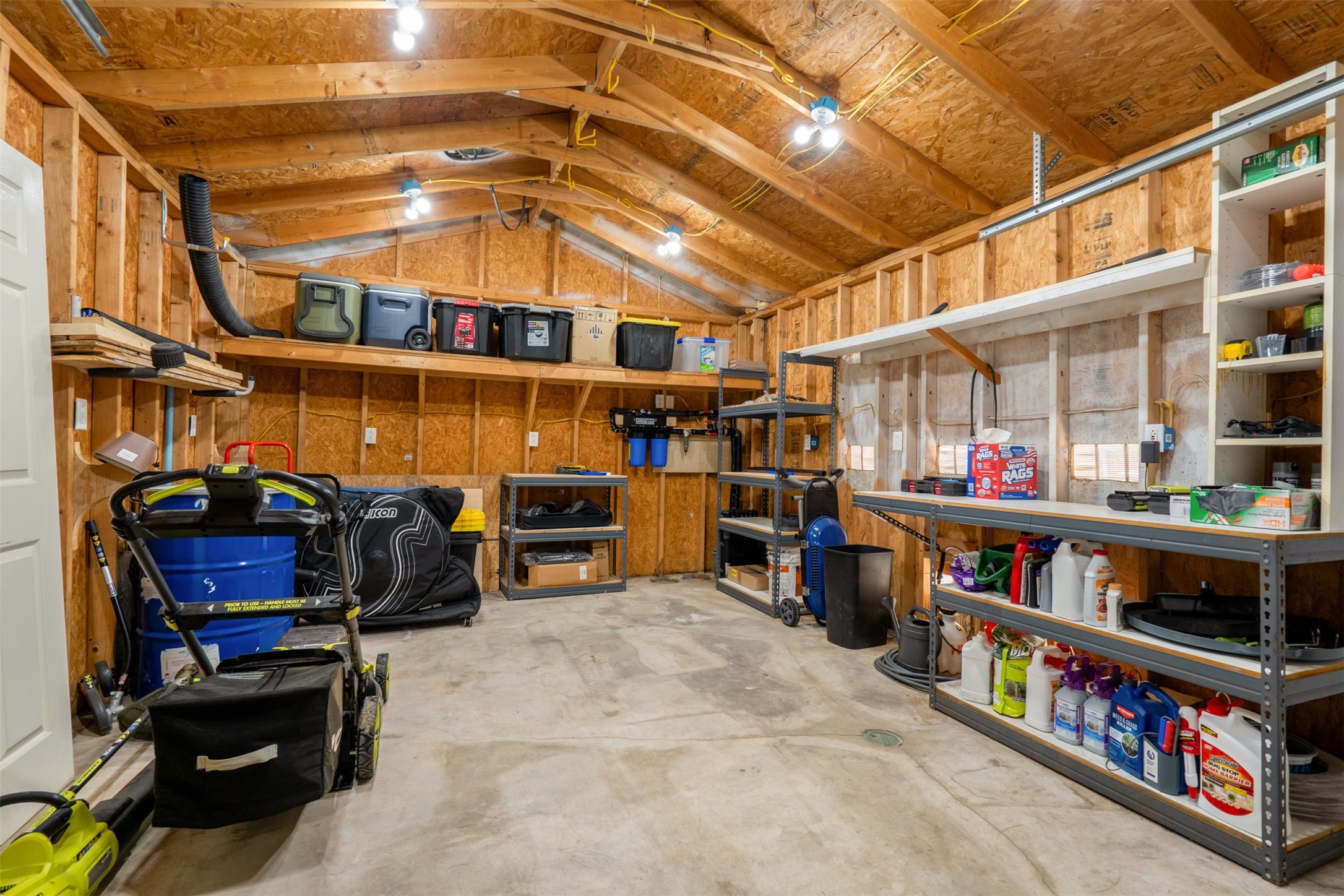 2713 Scarborough Lane