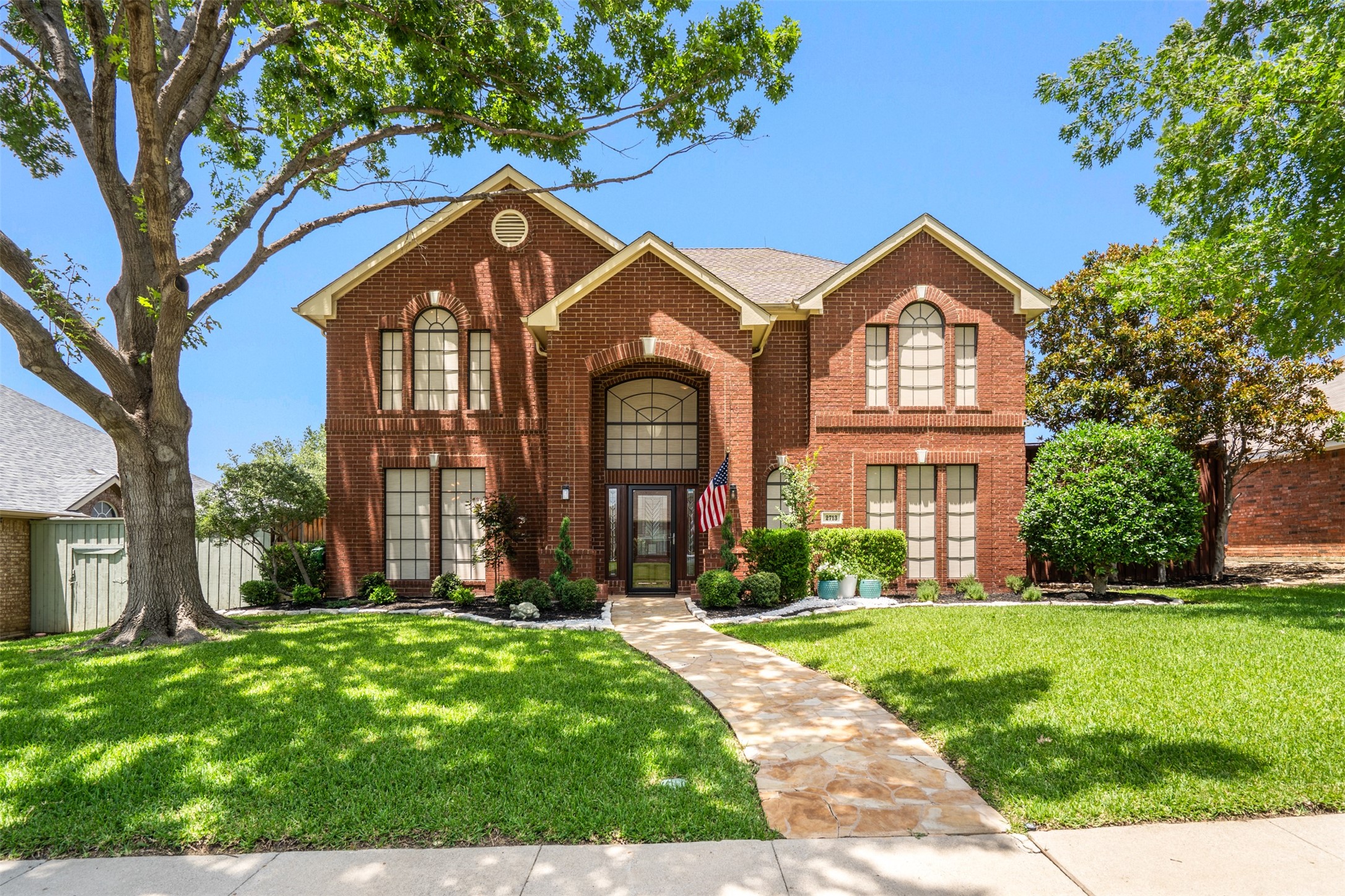 2713 Scarborough Lane