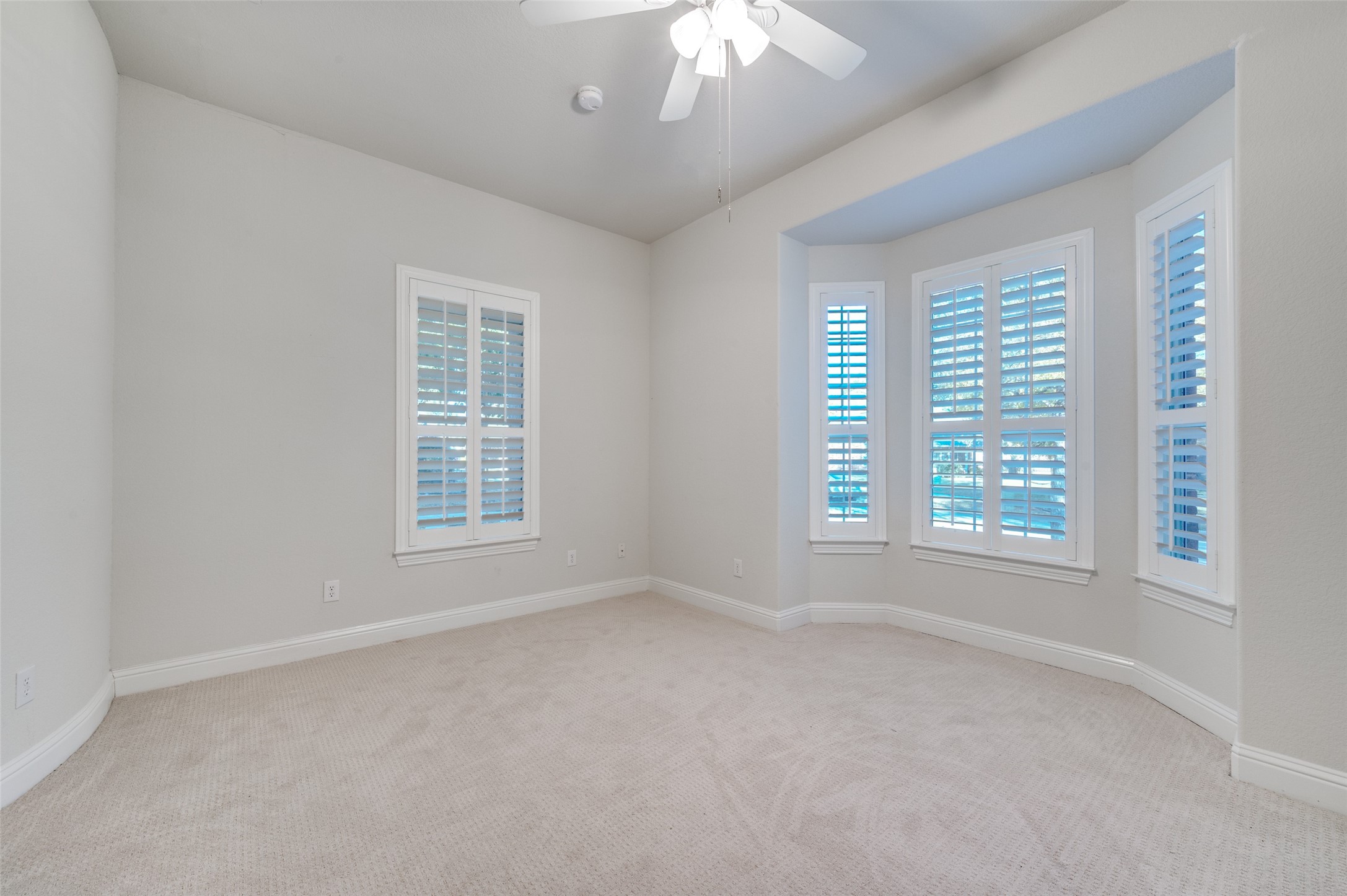 7205 Oakmont Drive