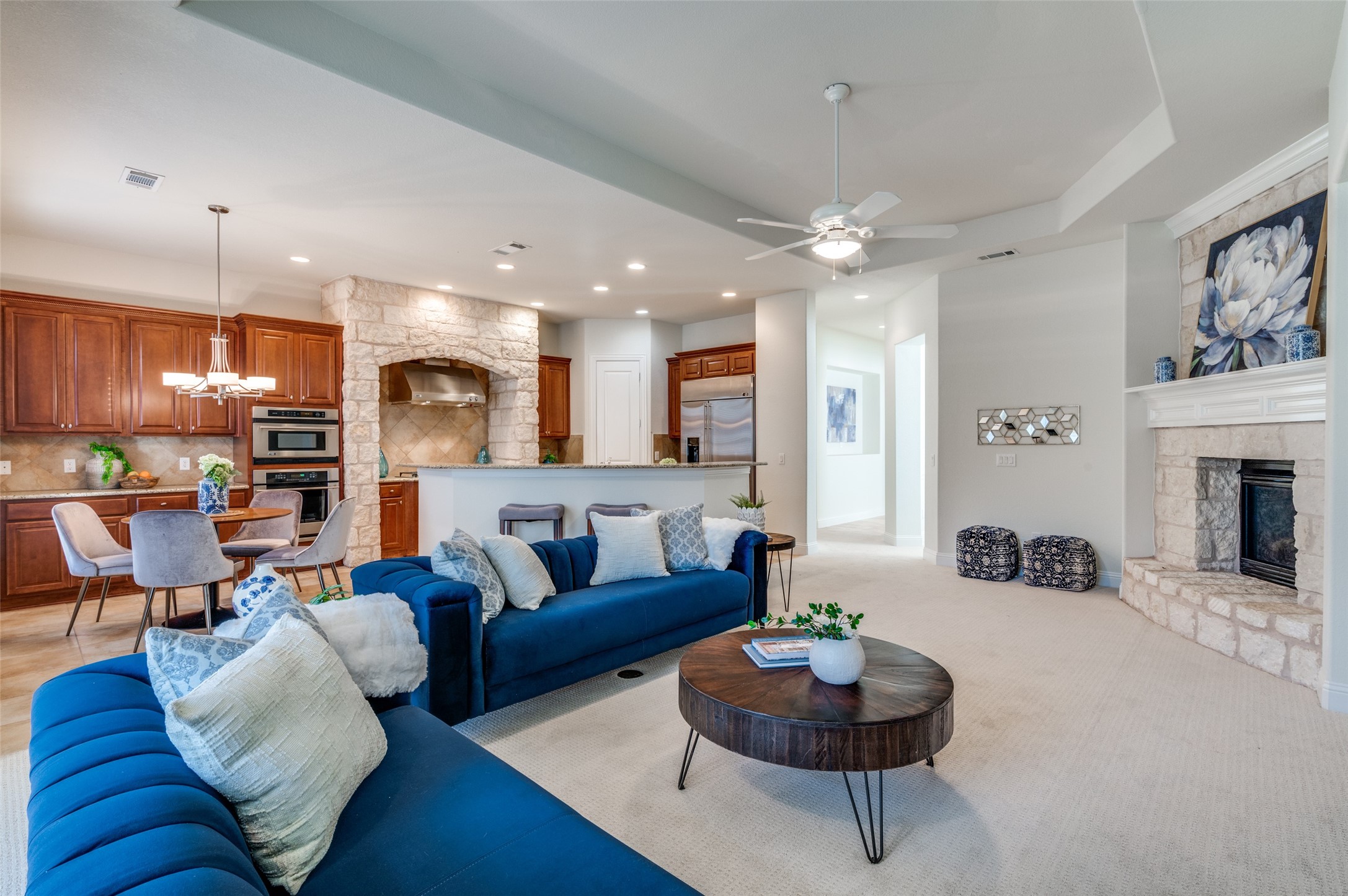 7205 Oakmont Drive