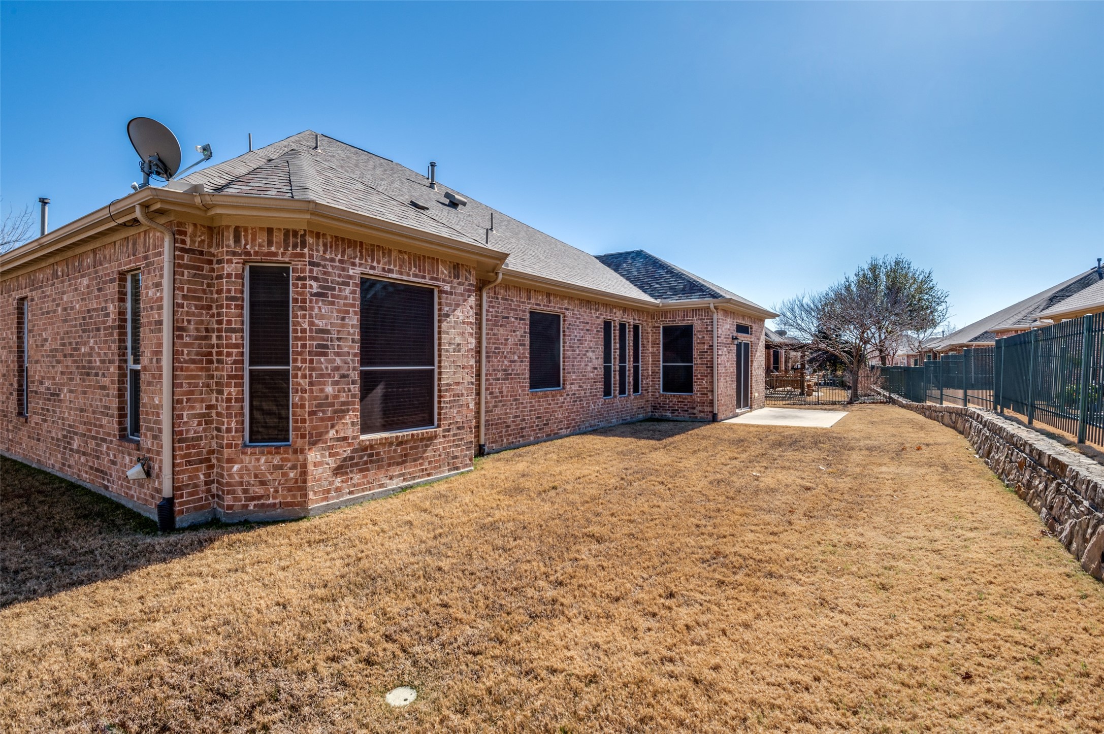 7205 Oakmont Drive