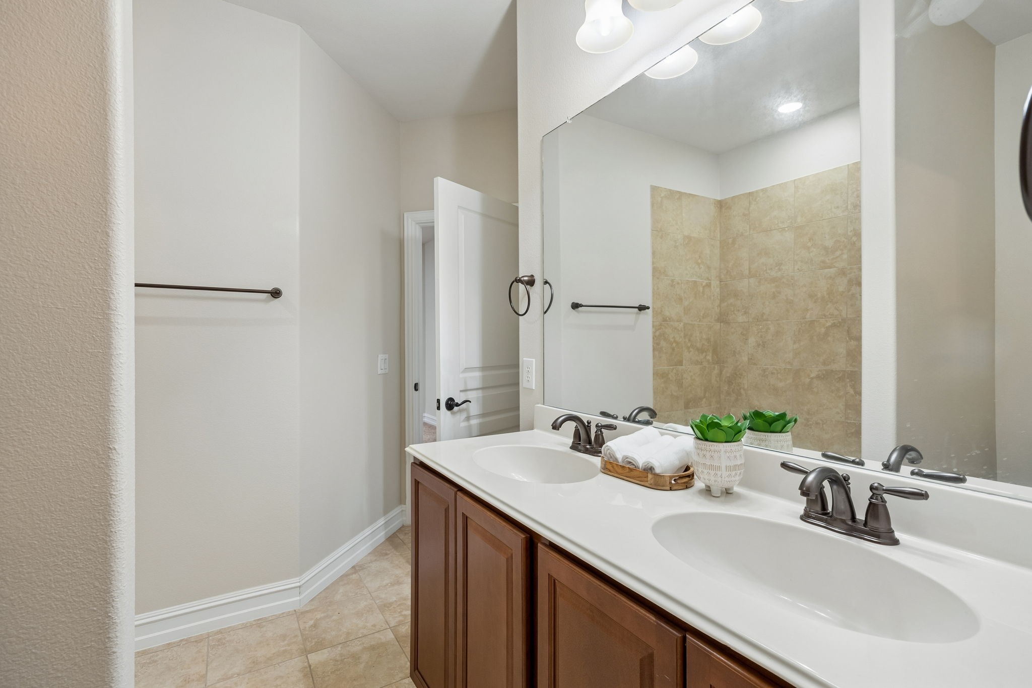 1728 Hacienda Heights Lane