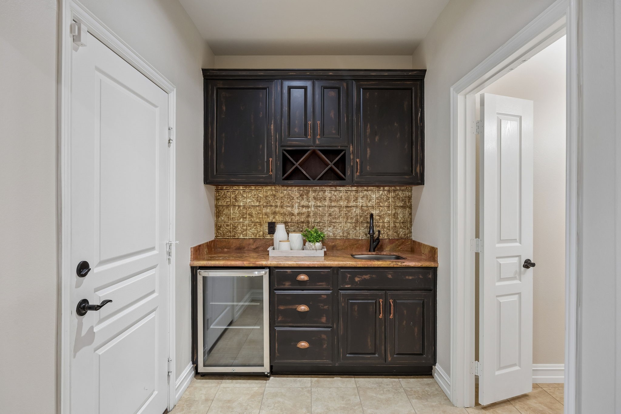 1728 Hacienda Heights Lane