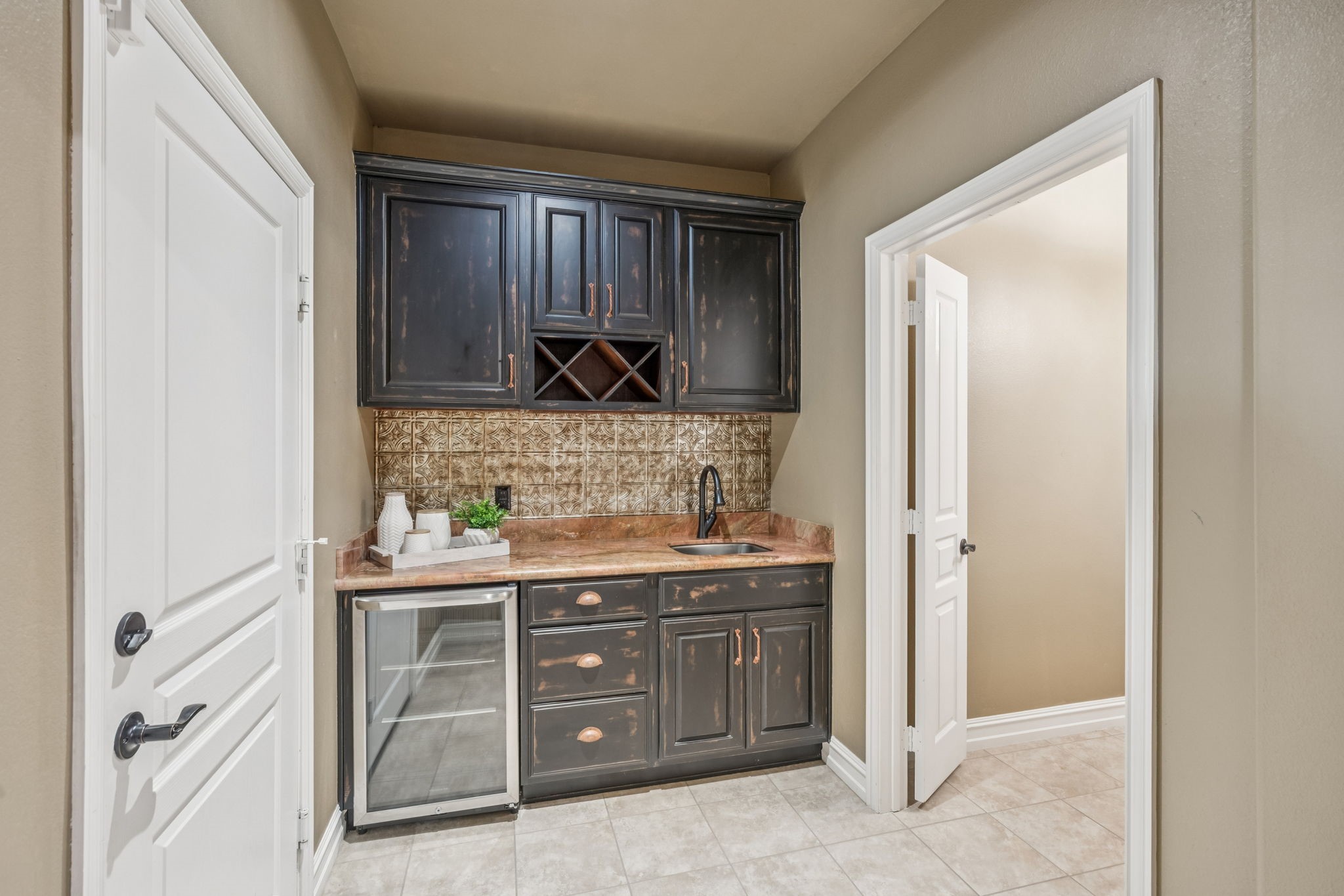 1728 Hacienda Heights Lane