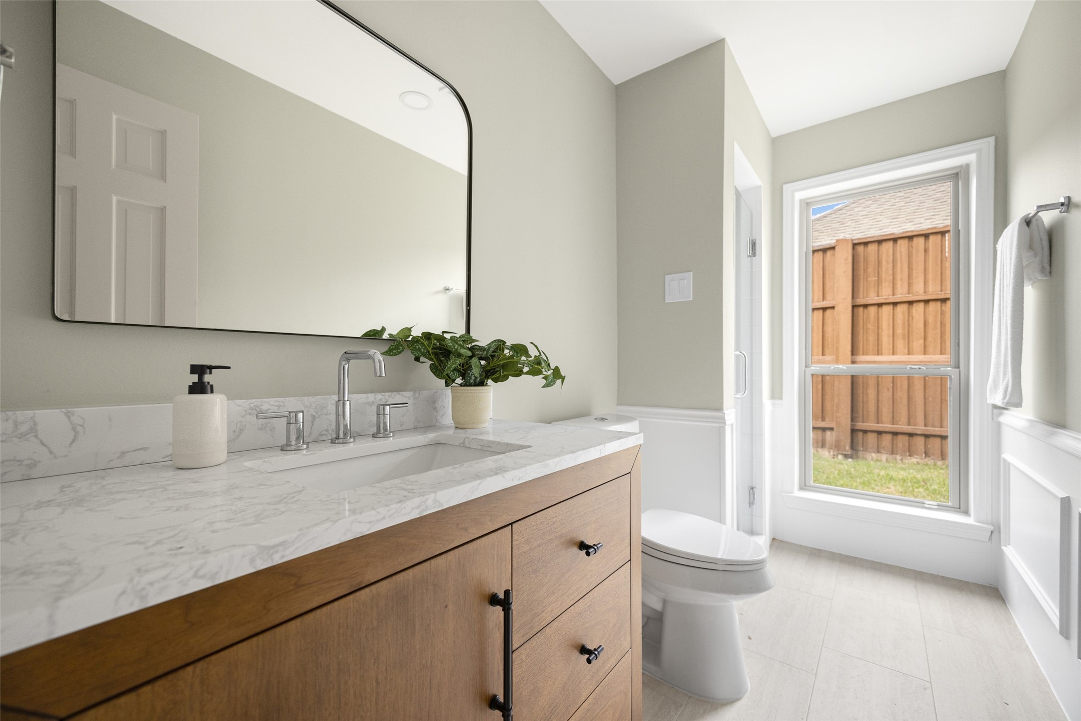 5824 Gallant Fox Lane