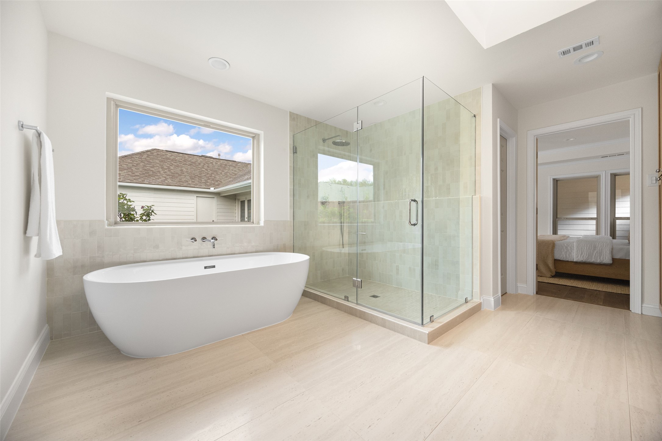 5824 Gallant Fox Lane