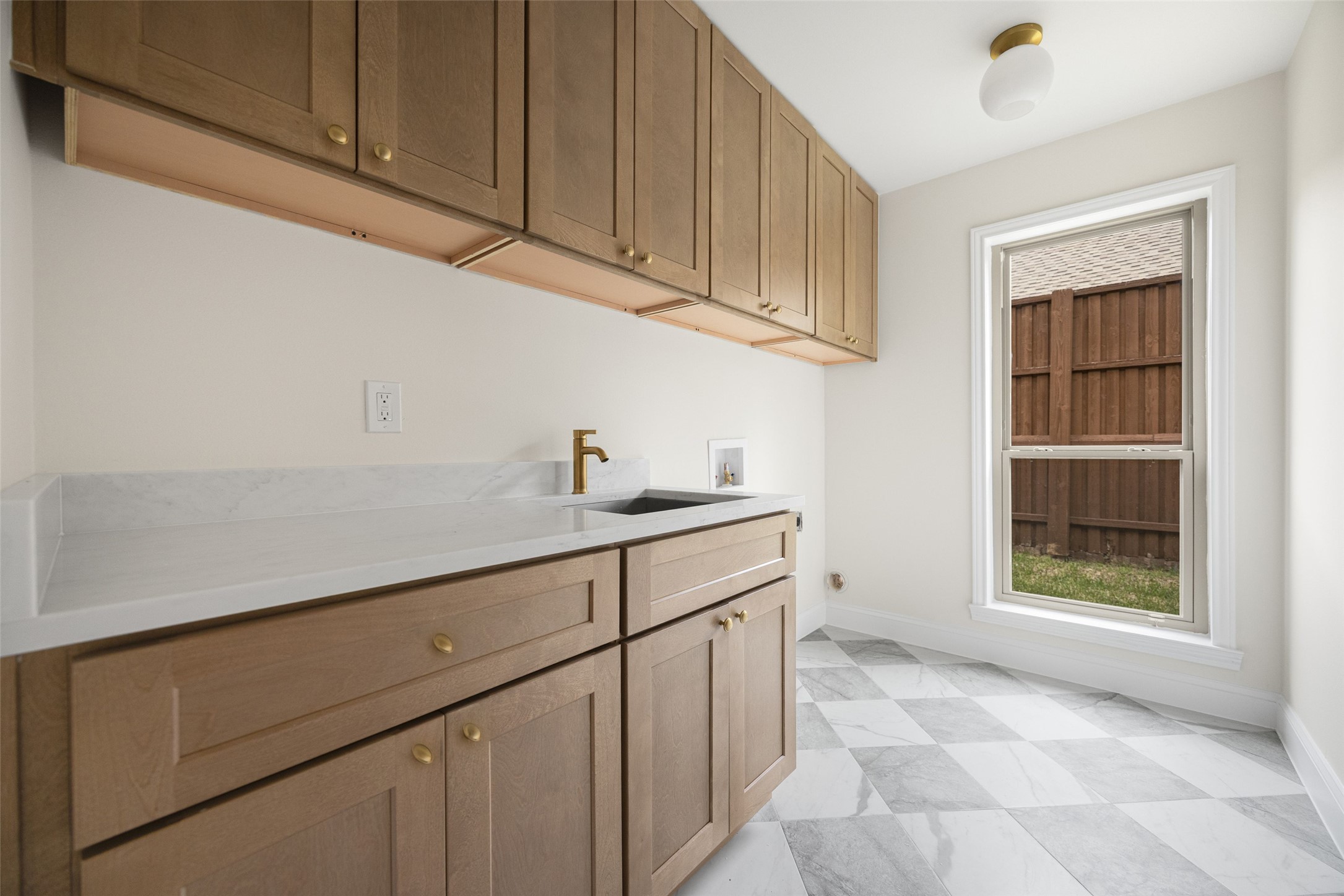 5824 Gallant Fox Lane