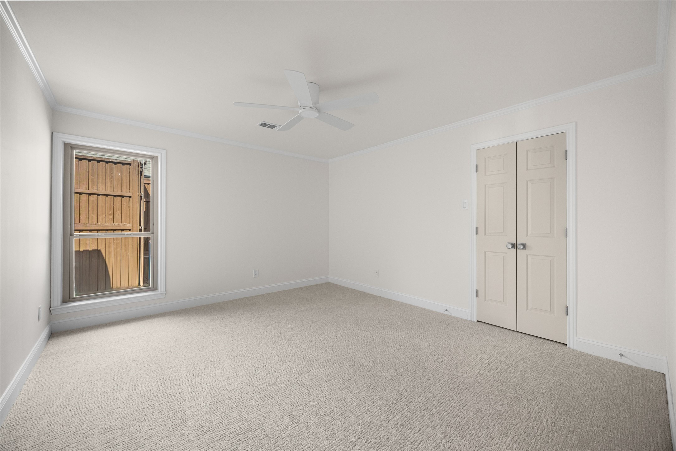 5824 Gallant Fox Lane