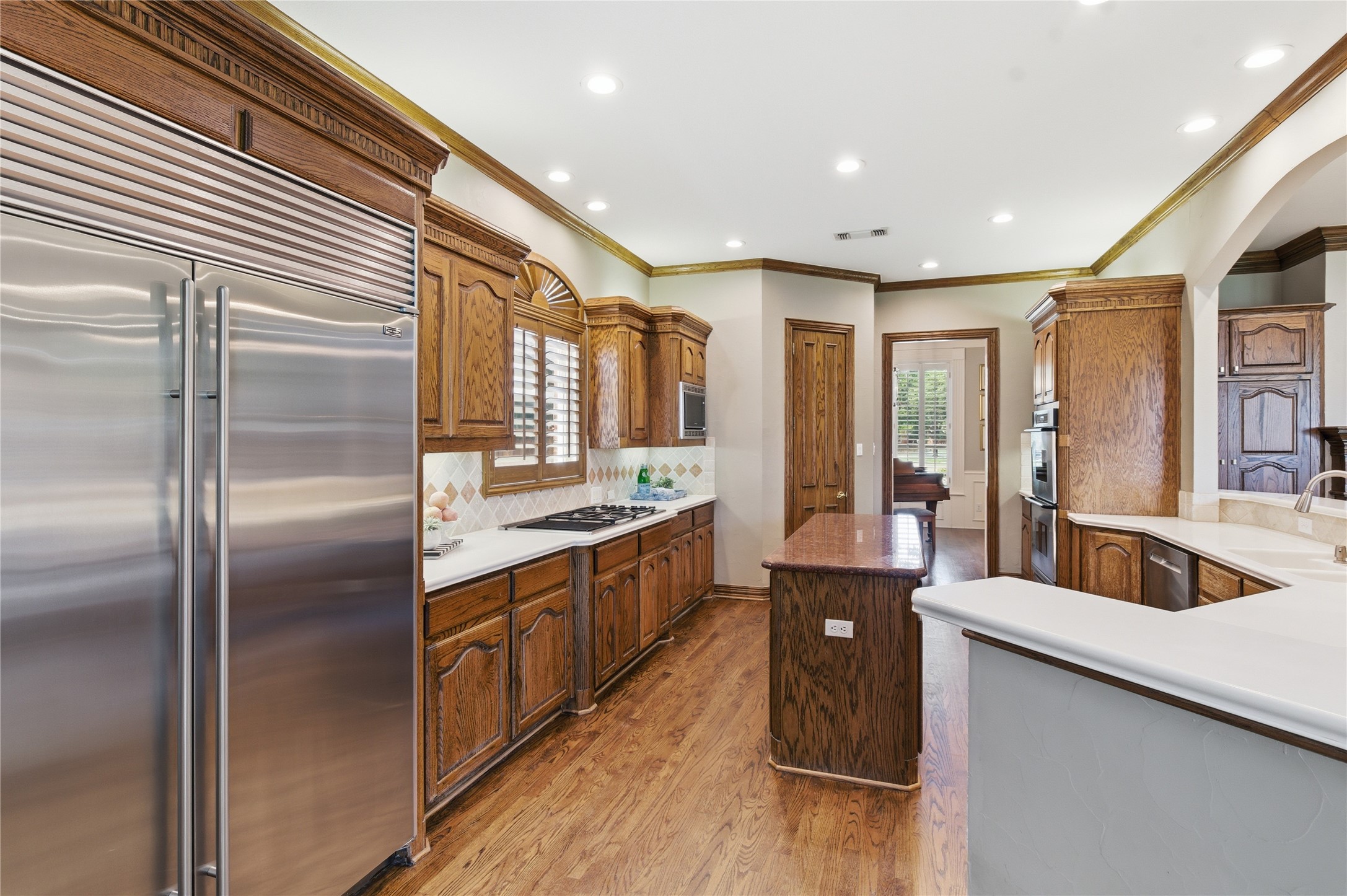 914 Rotan Court