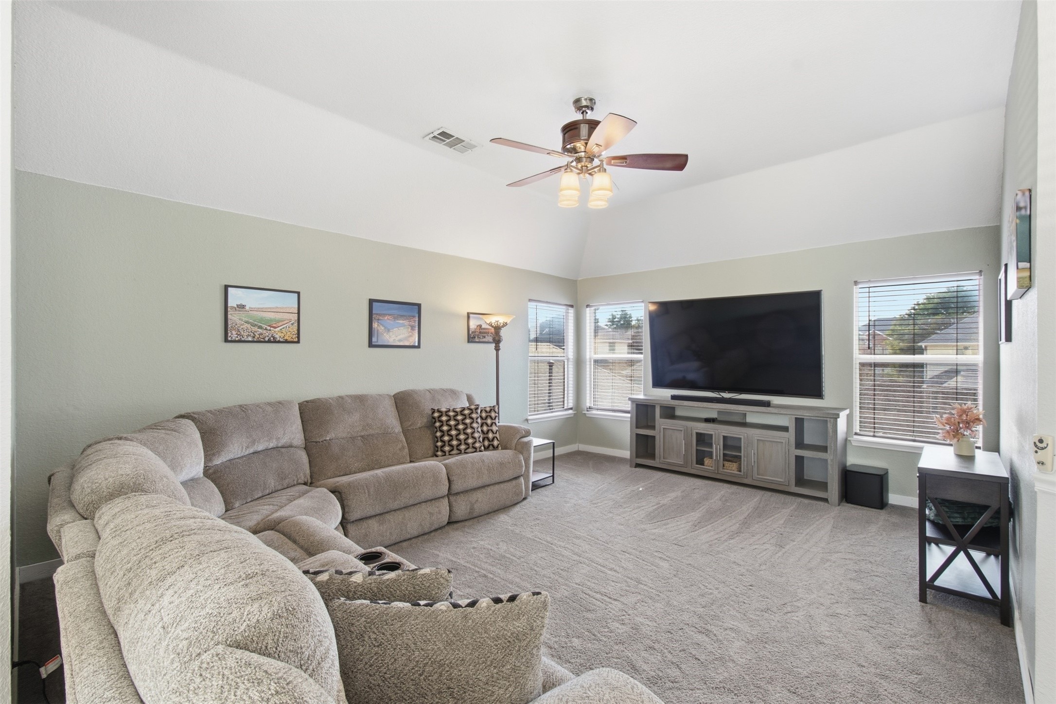 5609 Norris Drive