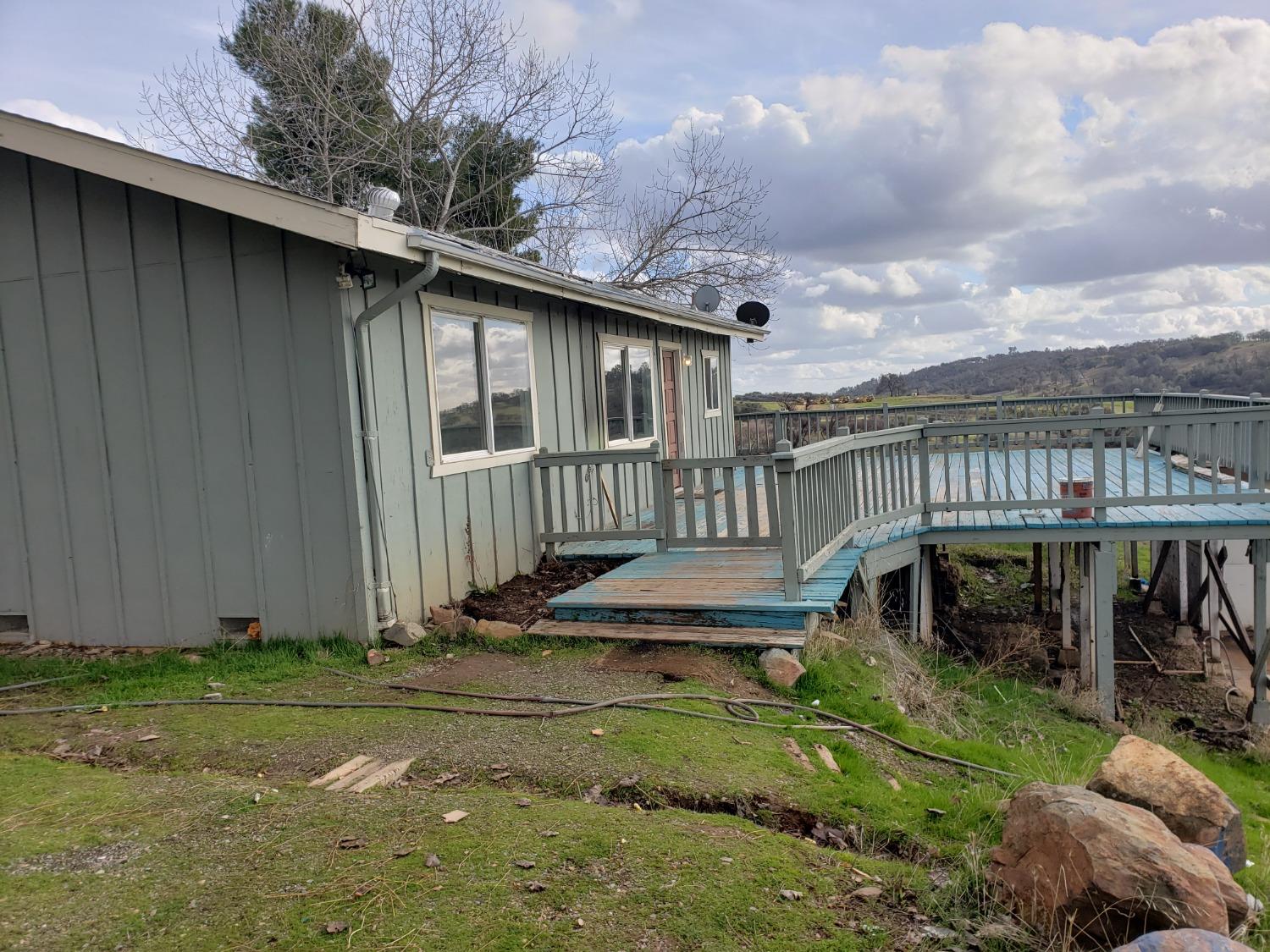 3785 Hollow Oak Drive