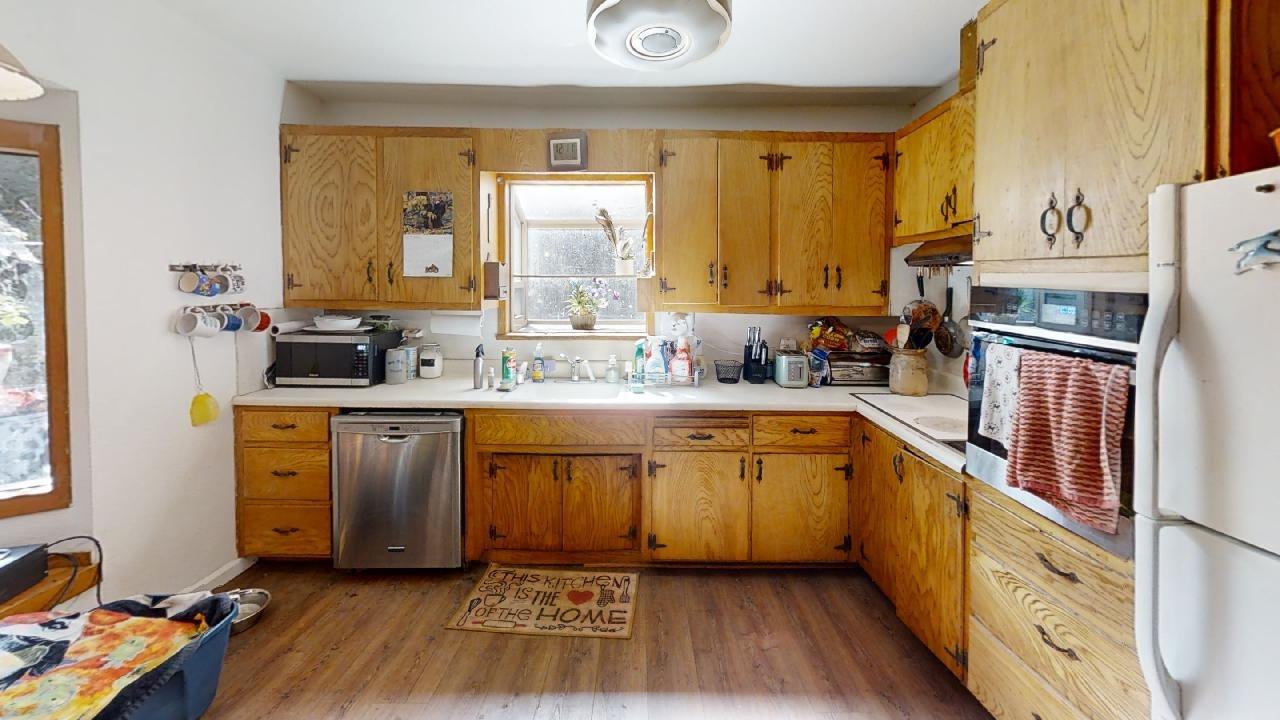 5081 Clear Creek Road