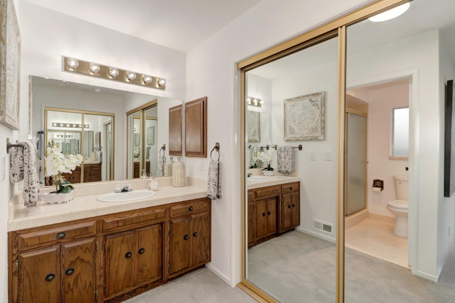 2516 Brentley Drive