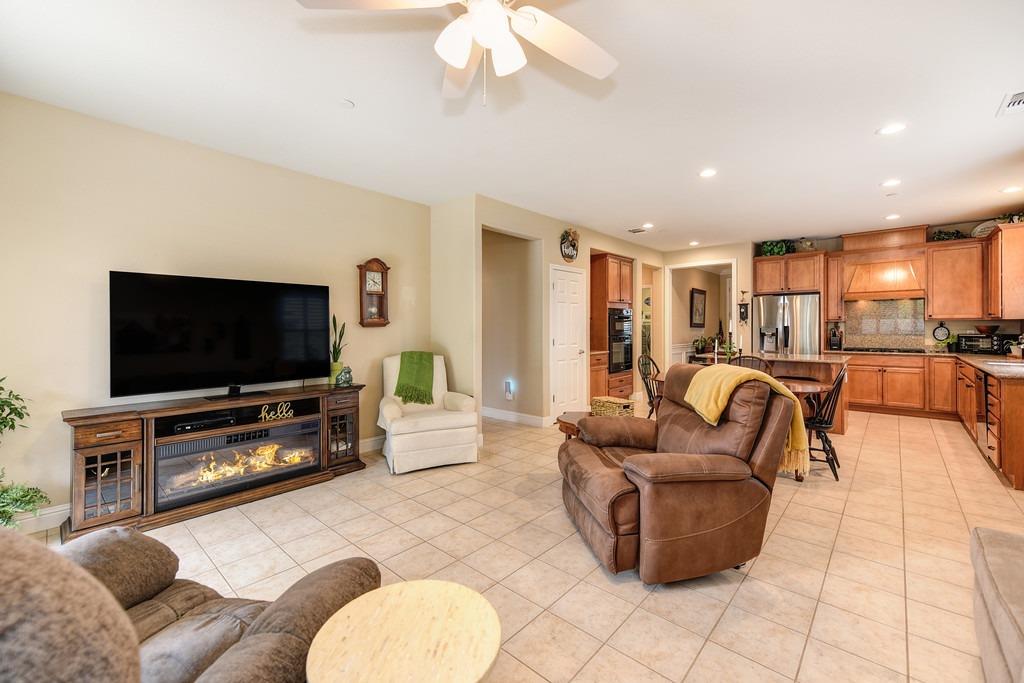 2417 Rockbrook Lane