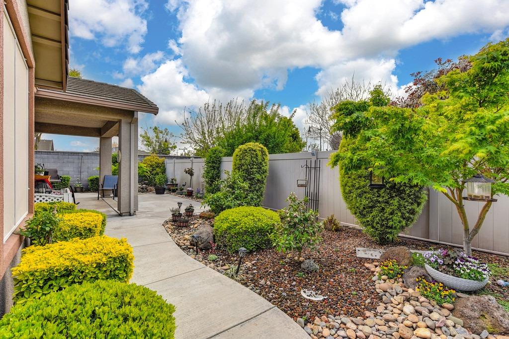 2417 Rockbrook Lane