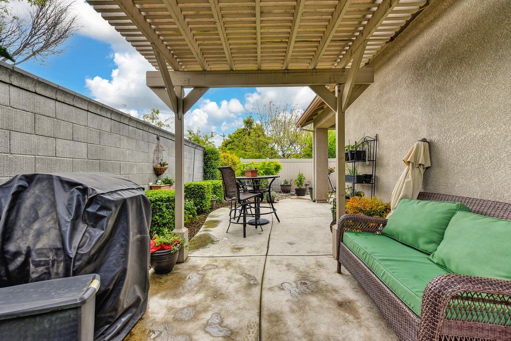 2417 Rockbrook Lane