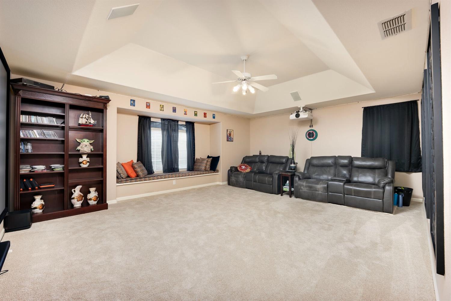 9938 Cranleigh Drive