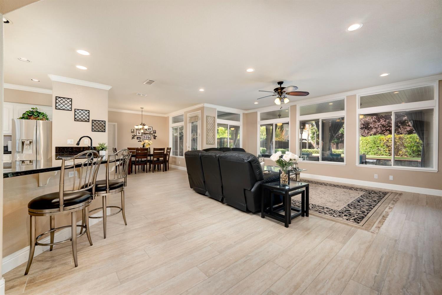 9938 Cranleigh Drive