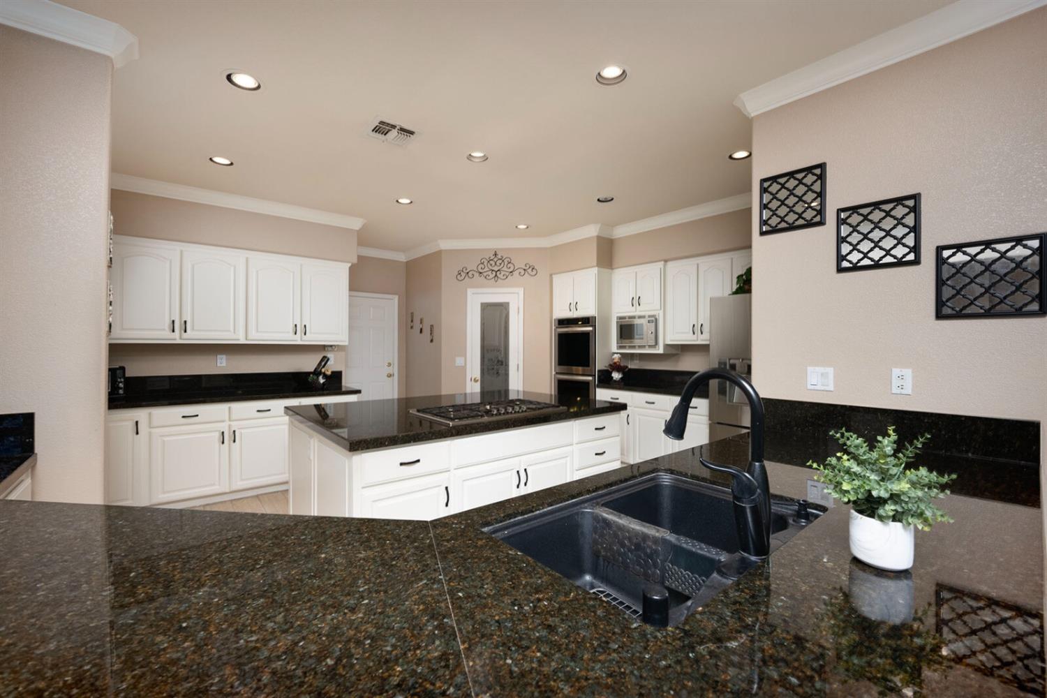 9938 Cranleigh Drive