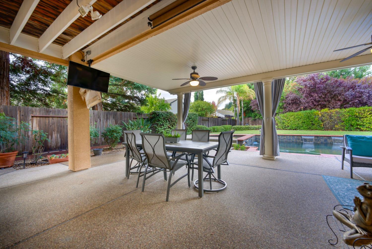 9938 Cranleigh Drive