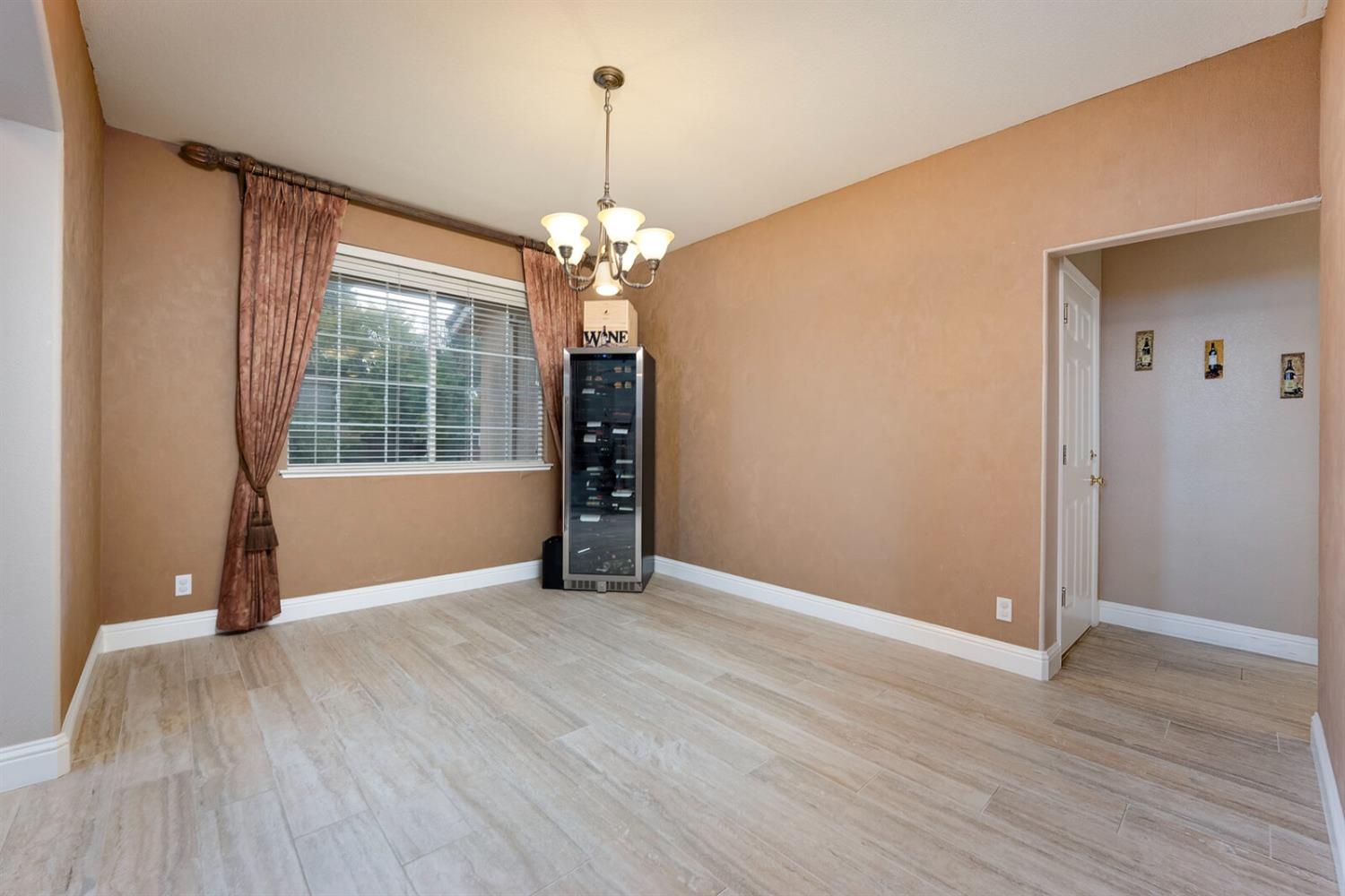 9938 Cranleigh Drive
