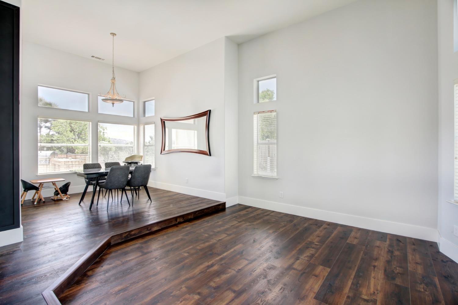 5002 Beechwood Court