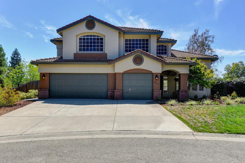 5002 Beechwood Court