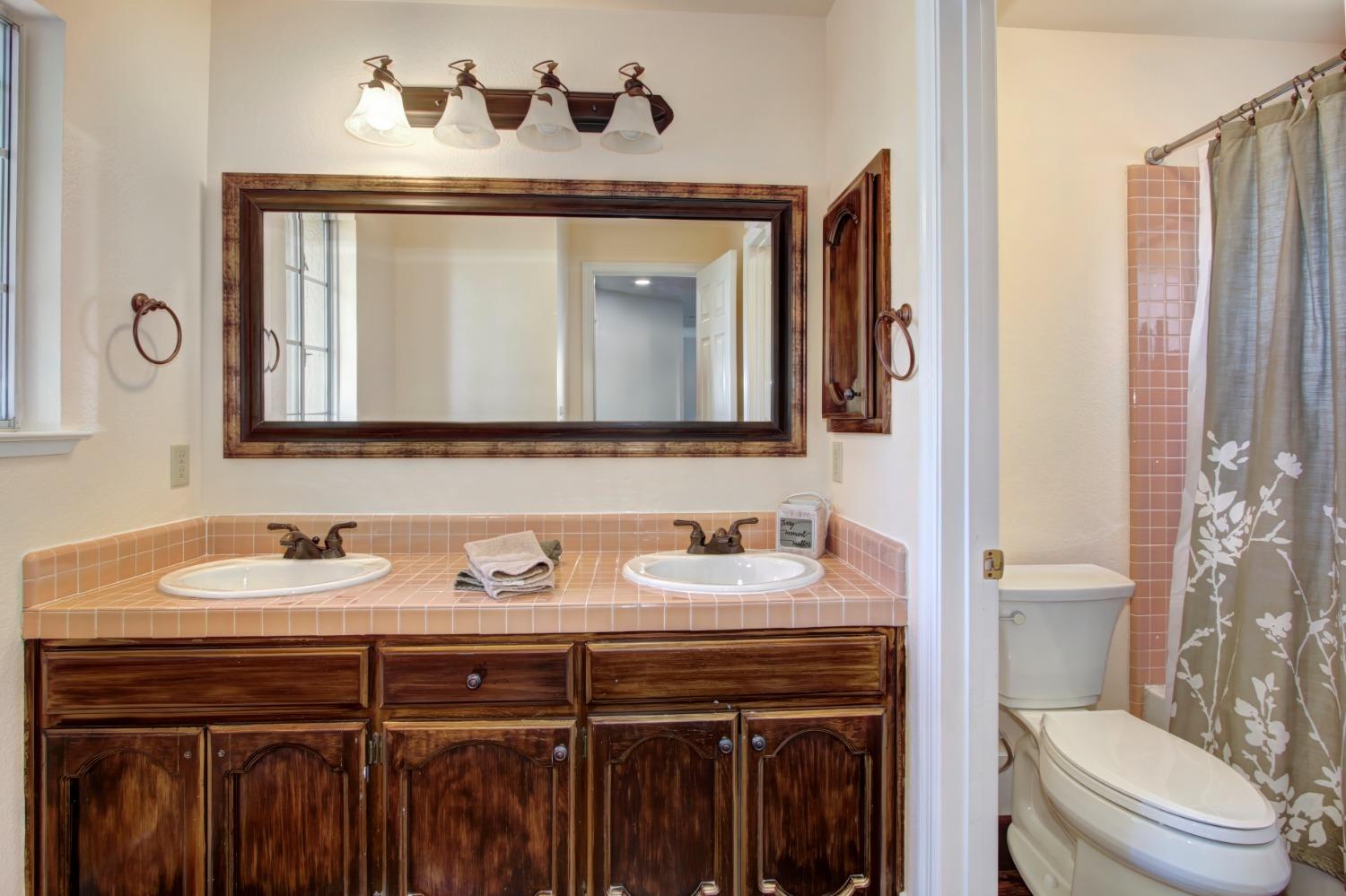 5002 Beechwood Court
