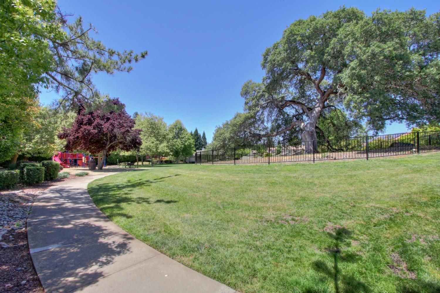 5002 Beechwood Court