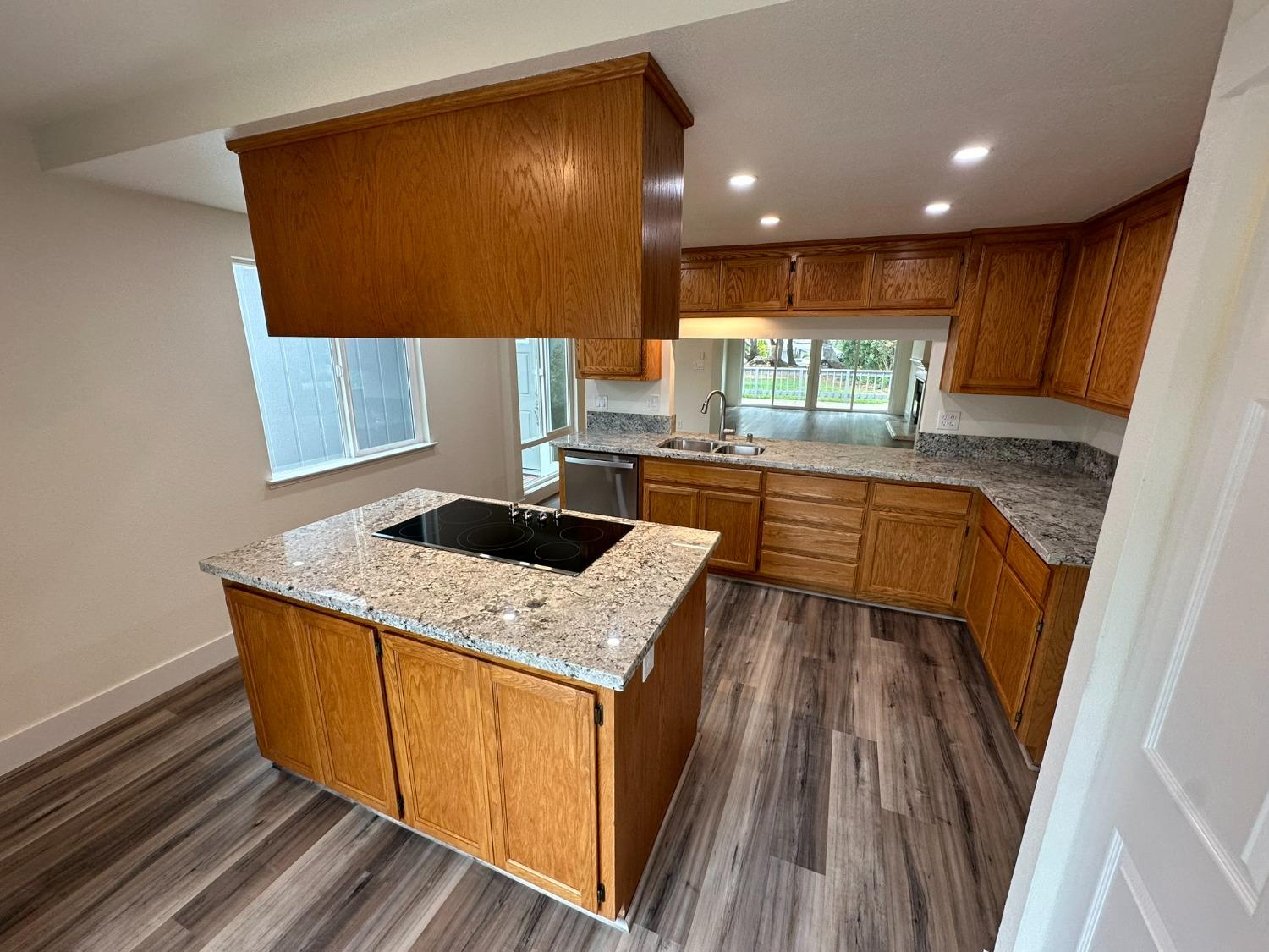 3263 Amethyst Drive