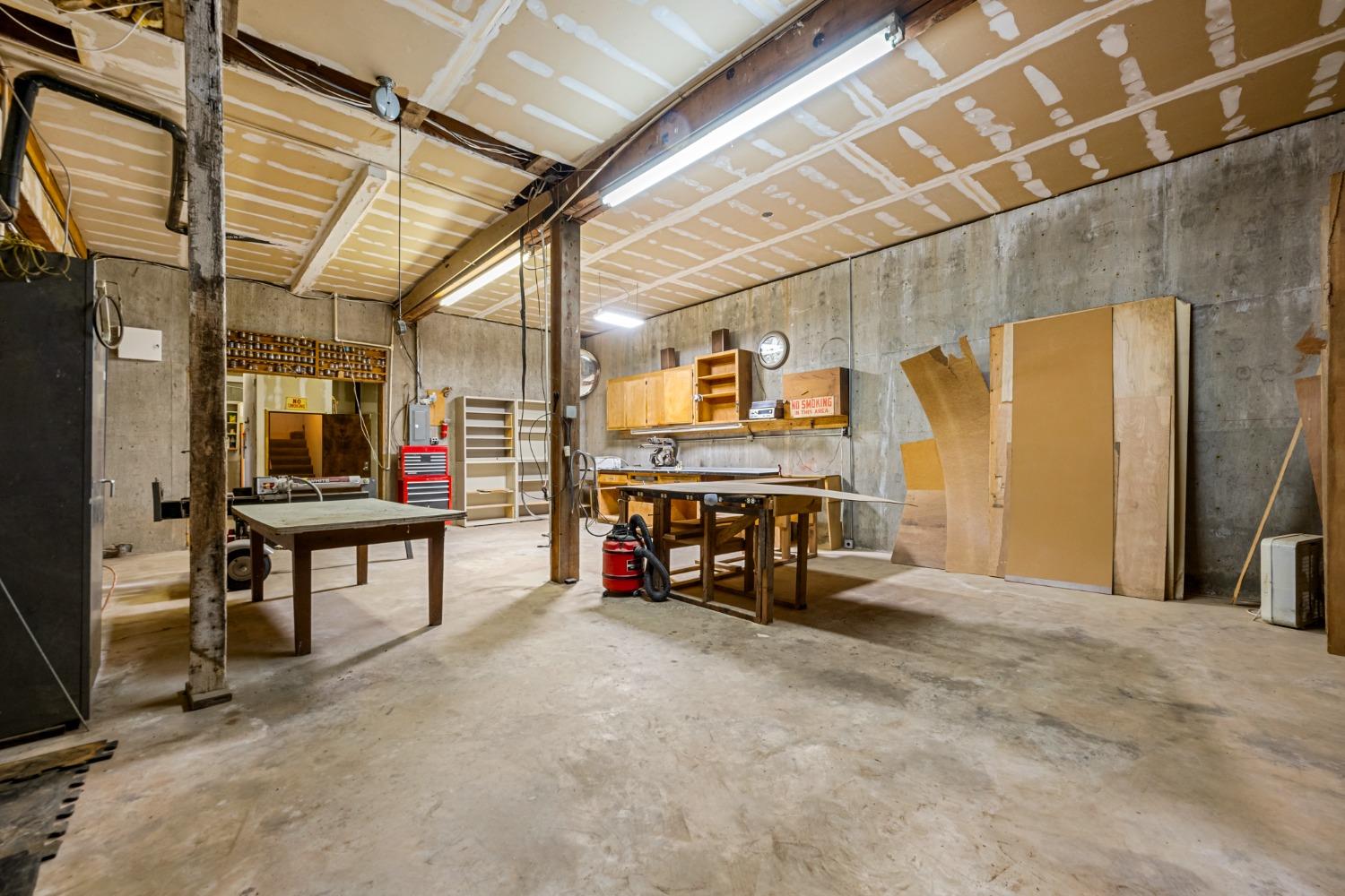 2244 Larsen Drive