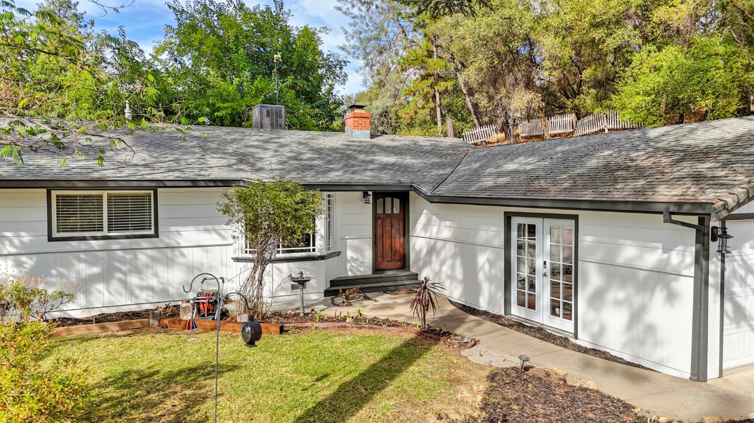 605 N Circle Drive