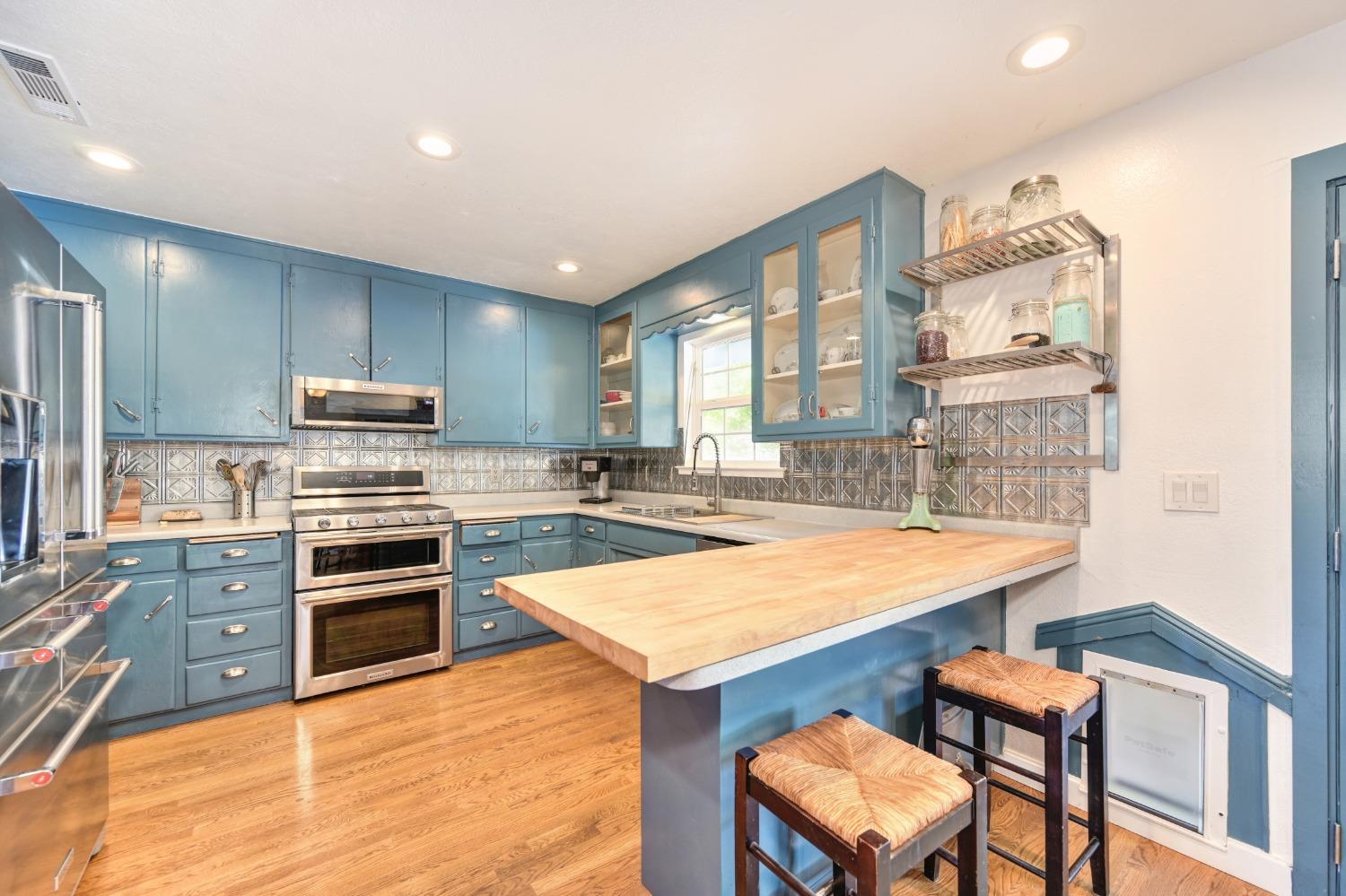 605 N Circle Drive