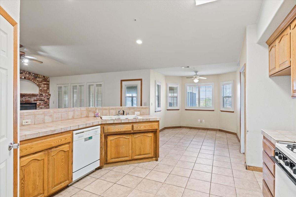 10438 Colony Road