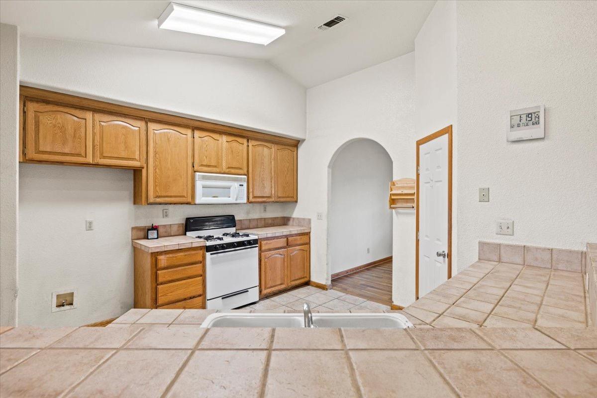10438 Colony Road
