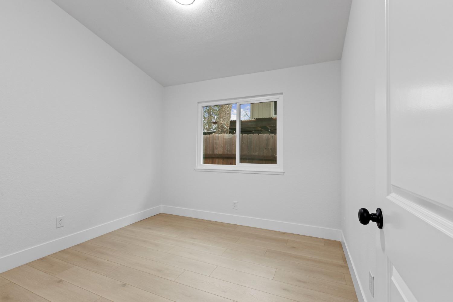 7139 Gardenvine Avenue
