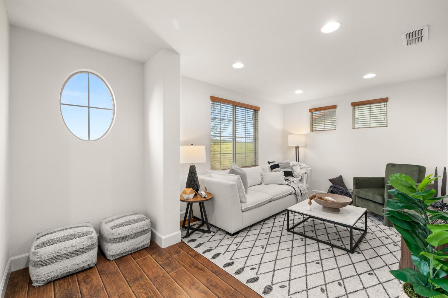 1599 Ballou Circle