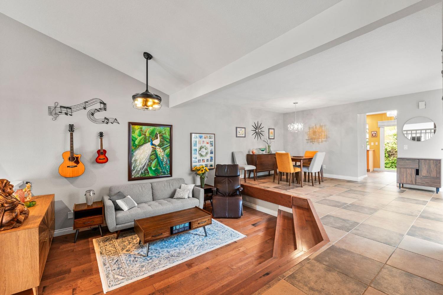 420 Crestridge Lane