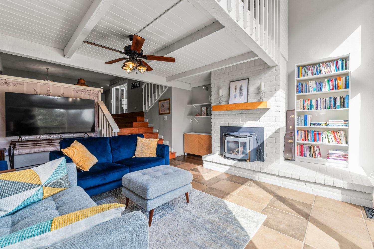 420 Crestridge Lane
