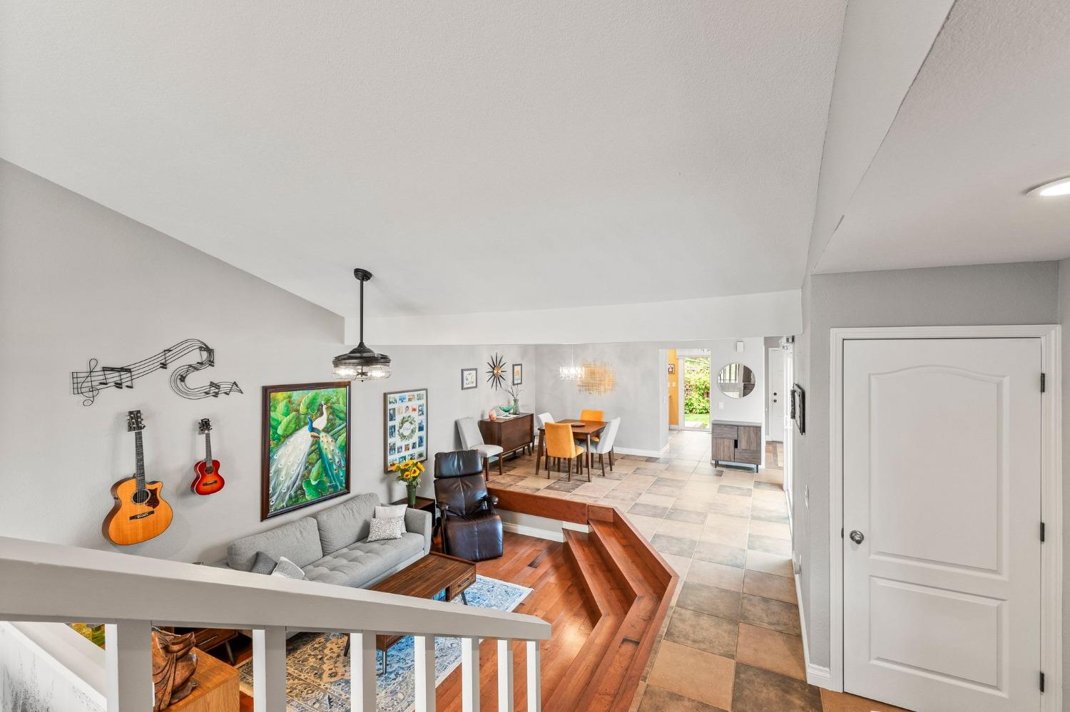 420 Crestridge Lane