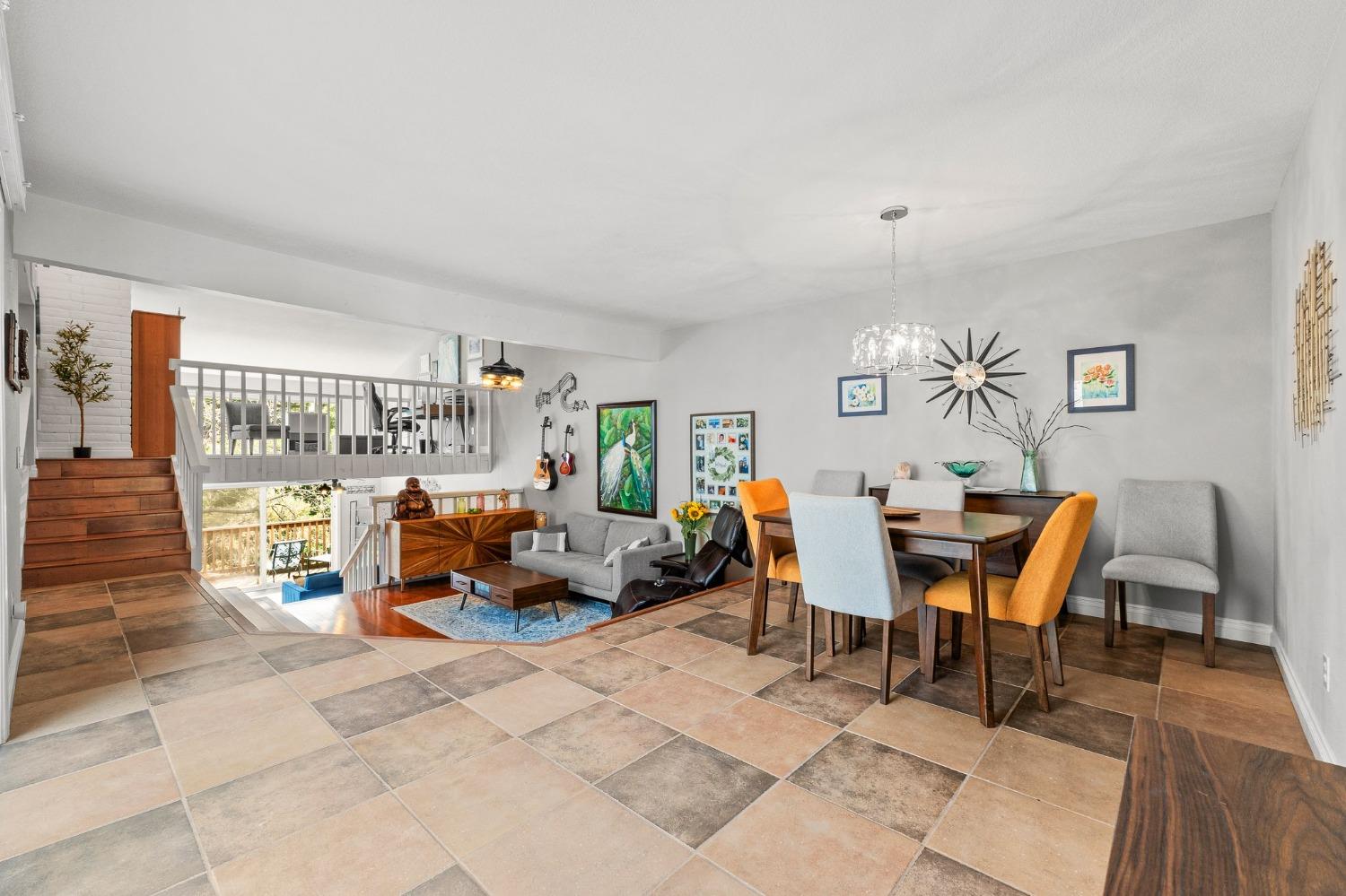 420 Crestridge Lane
