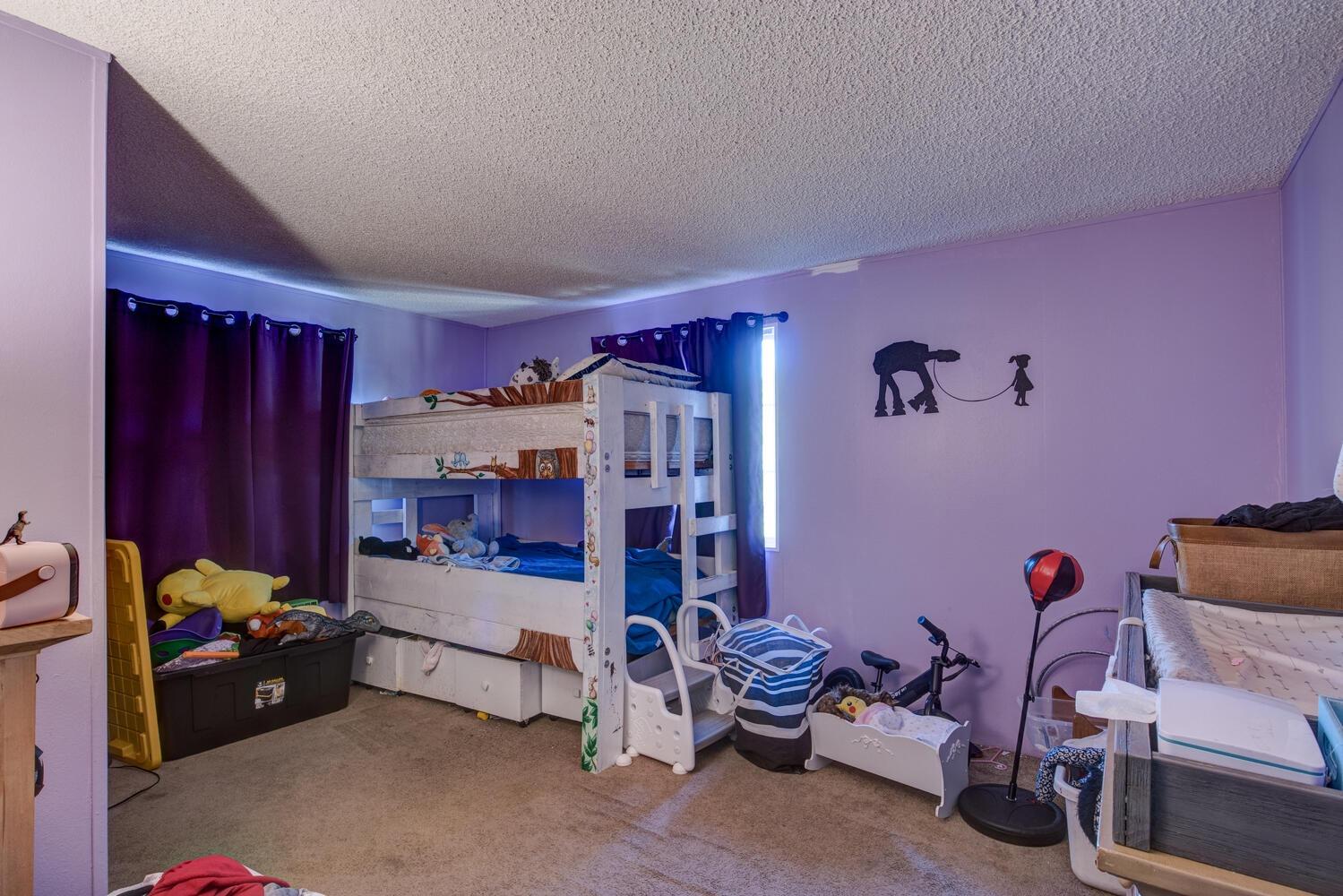555 Arlette Lane