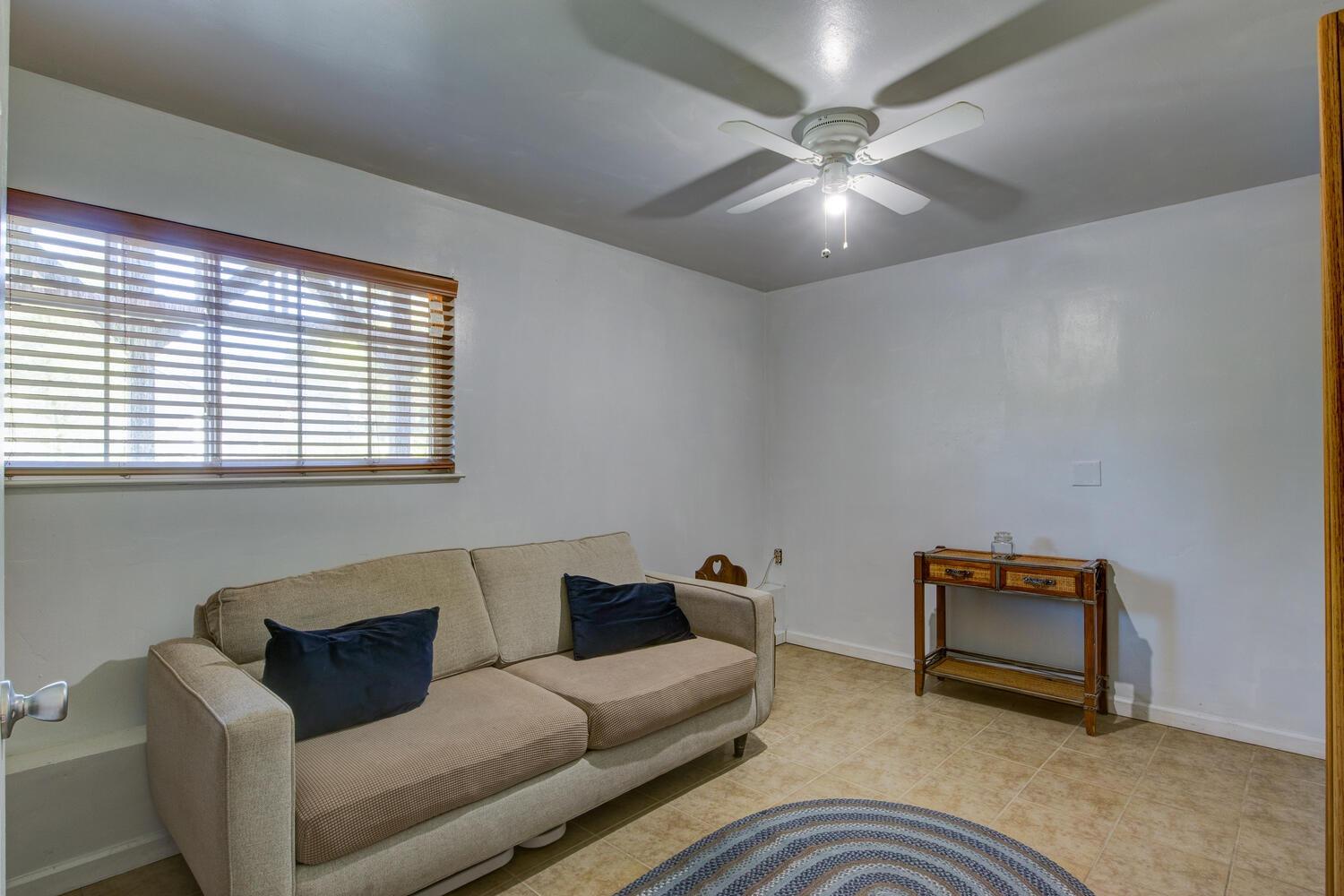 555 Arlette Lane