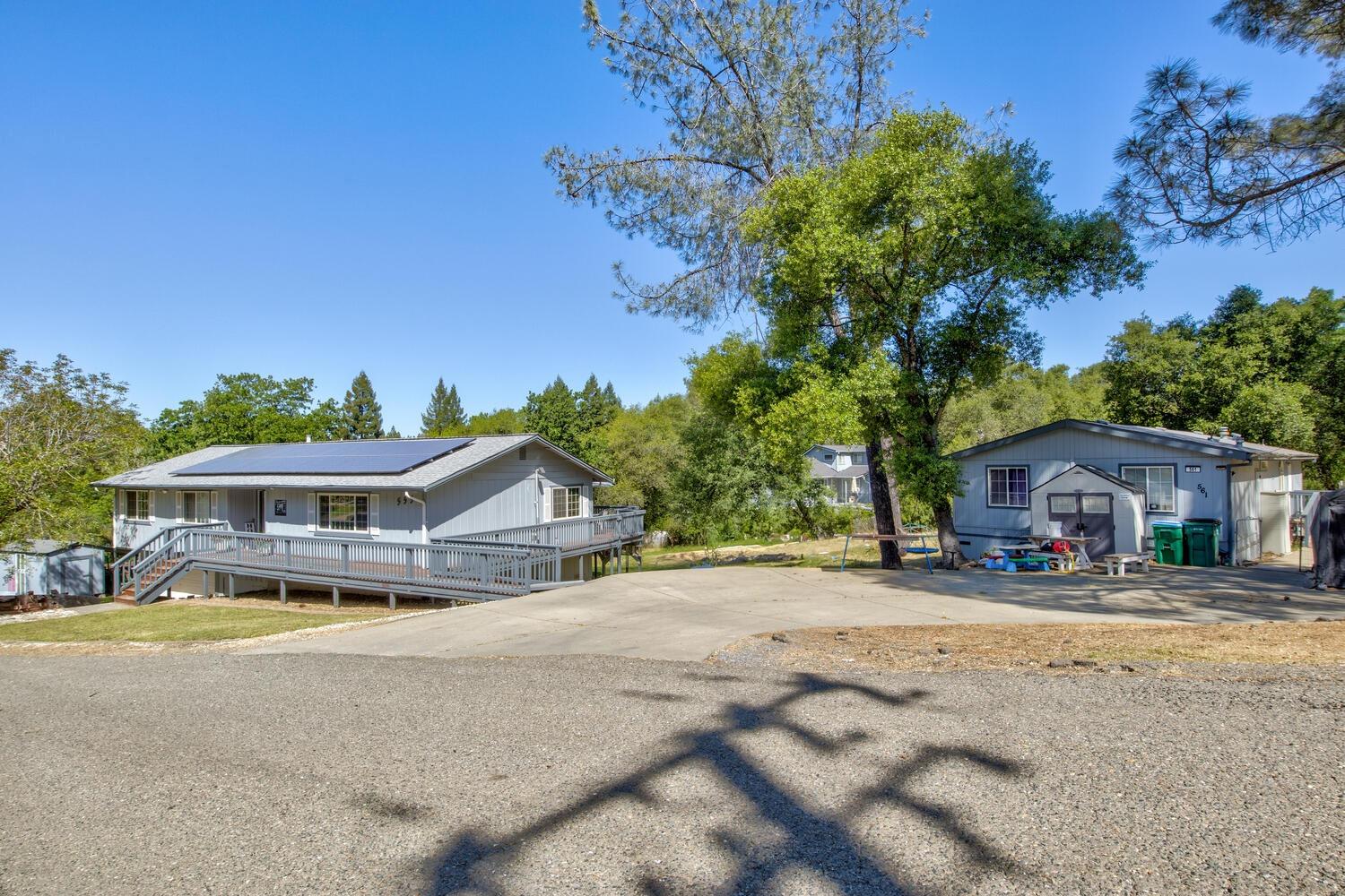 555 Arlette Lane