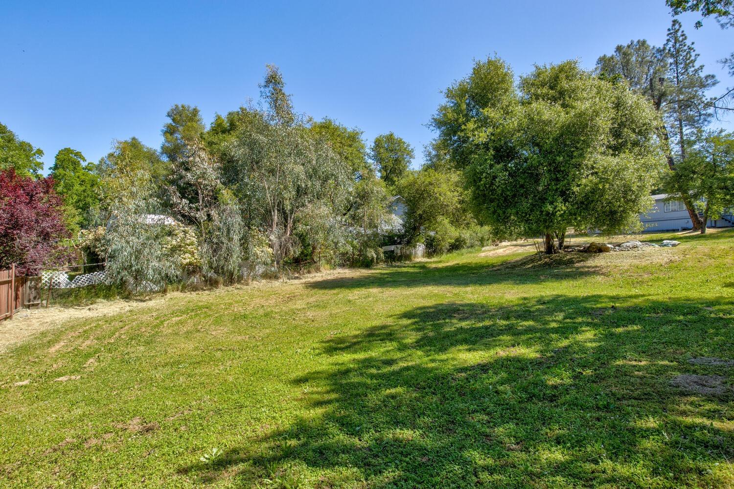 555 Arlette Lane