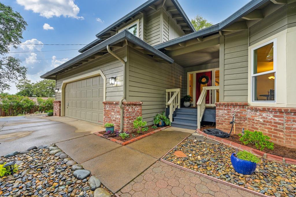4531 Holly Drive