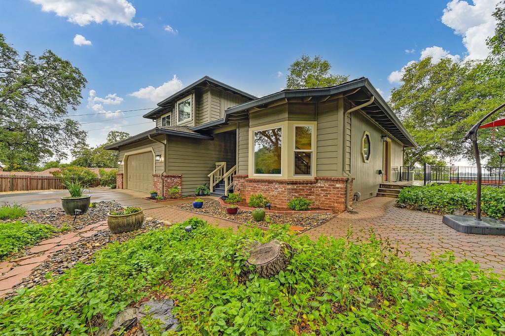 4531 Holly Drive